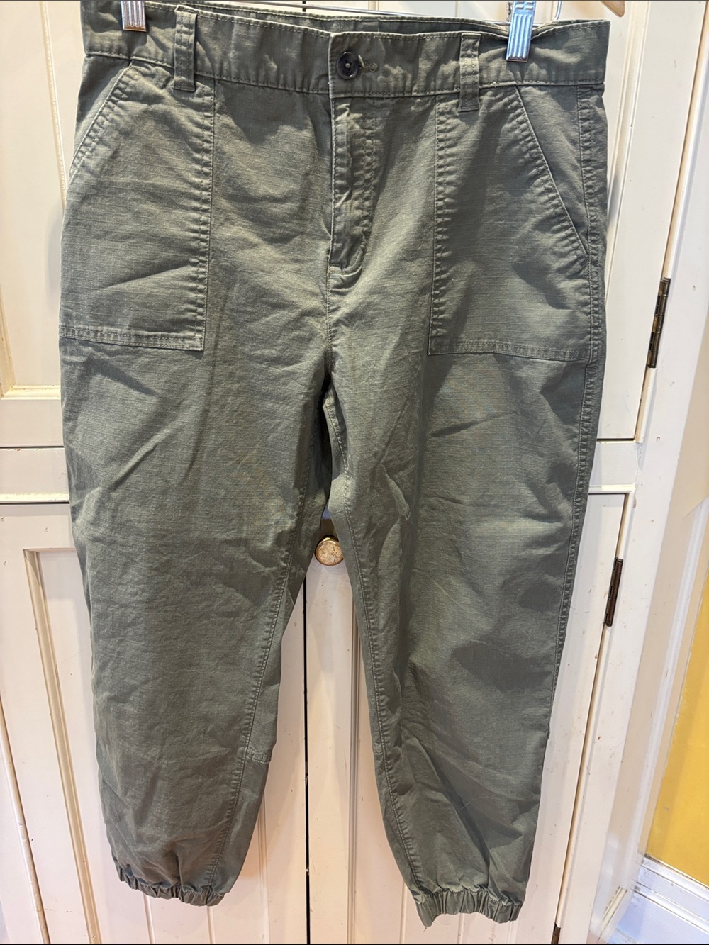 Eddie Bauer Olive Cargo Jogger Pants